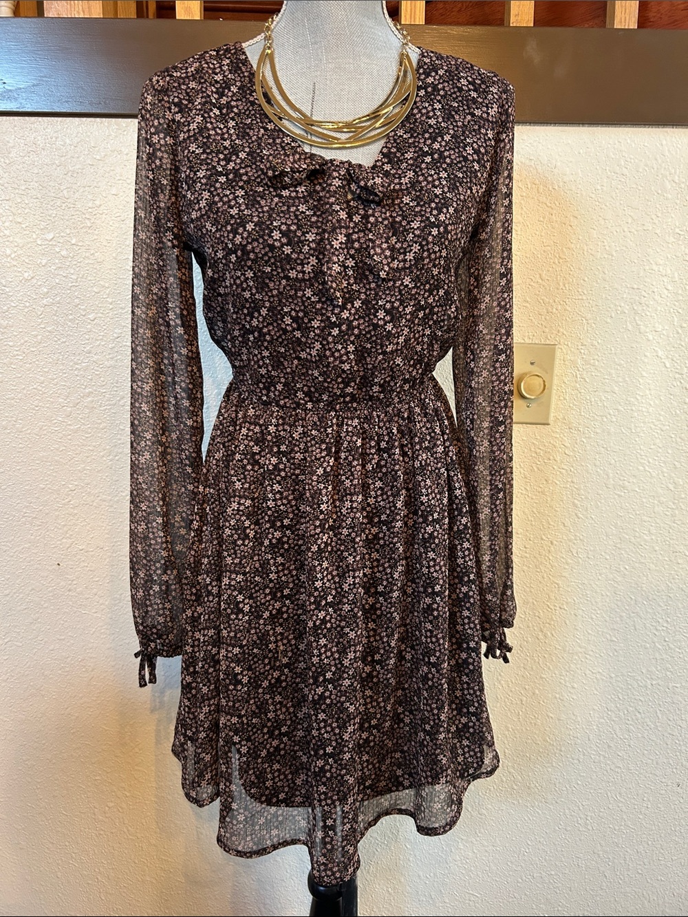 Maurices Black Floral Long Sleeve Tie-Detail Dress